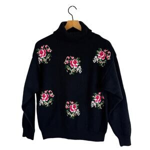 Vintage knit pullover cross stitched floral sweater medium